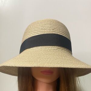 Chic Straw Sun Hat with Black Band‎